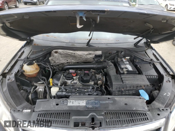 2011 Volkswagen Tiguan SE with VIN WVGBV7AX8BW523969, listed as a Copart auction lot 52463575 with 142,209 mi miles and Clean Title. Bid and sale history available at DreamBid. Image 12.