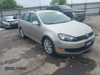 2014 Volkswagen Jetta TDI w/Sunroof with VIN 3VWPL7AJ8EM606766, listed as a IAAI auction lot 42440965 with 96,404 mi miles and . Bid and sale history available at DreamBid. Image 1.