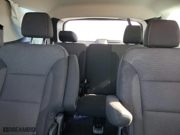 2019 Chevrolet Traverse LT Cloth with VIN 1GNEVGKW3KJ159911, listed as a Copart auction lot 48338175 with 134,566 mi miles and Clean Title. Bid and sale history available at carsss.com. Image 10.
