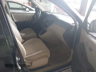 2001 Toyota Highlander z VIN JTEHF21A810020322, wystawiony jako IAAI lot #42472956 z przebiegiem 210 050 mil mil oraz . Historia ofert i sprzedaży dostępna na DreamBid. Obrazek 5.