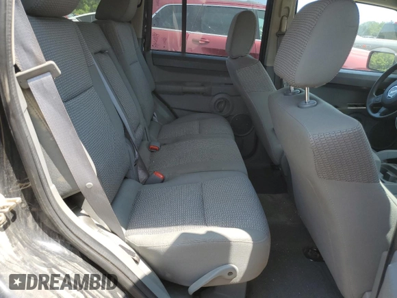 2007 Jeep Commander Sport with VIN 1J8HG48K97C603008, listed as a Copart auction lot 64437764 with 117,182 mi miles and Clean Title. Bid and sale history available at carsss.com. Image 11.