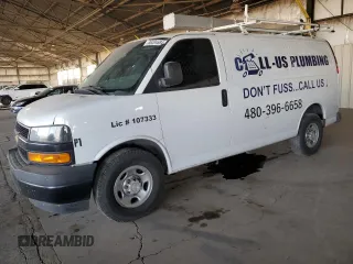 2018 Chevrolet Express Cargo Van with VIN 1GCWGAFG5J1315758, listed as a Copart auction lot 86204684 with 192,498 mi miles and Salvage Title. Bid and sale history available at carsss.com. Image 1.