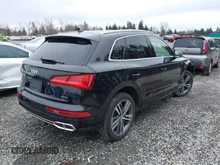 2020 Audi Q5 S line Prestige with VIN WA1F2AFY0L2045966, listed as a IAAI auction lot 41820515 with 60,550 mi miles. Bid and sale history available at carsss.com. Image 4.