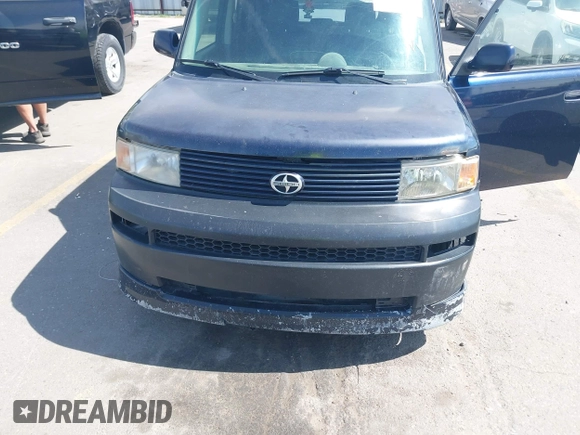 2005 Scion xB with VIN JTLKT334550197985, listed as a IAAI auction lot 42047397 with 250,302 mi miles. Bid and sale history available at carsss.com. Image 6.