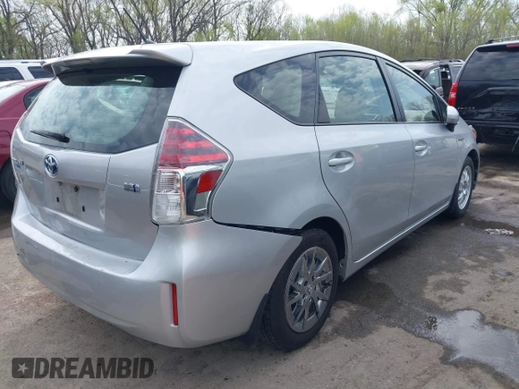 2015 Toyota Prius Two with VIN JTDZN3EU7FJ025812, listed as a IAAI auction lot 41958867 with 129,435 mi miles and . Bid and sale history available at DreamBid. Image 4.