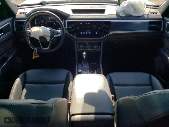 2021 Volkswagen Atlas SEL with VIN 1V2BE2CA2MC227512, listed as a Copart auction lot 71352354 with 34,240 mi miles and Non repairable. Bid and sale history available at DreamBid. Image 8.