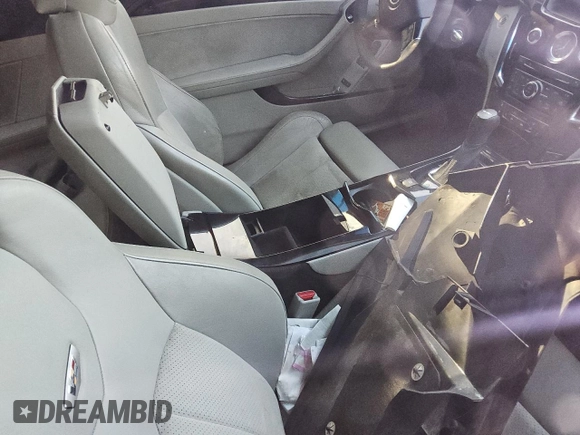 2013 Cadillac CTS-V z VIN 1G6DV1EP3D0102349, wystawiony jako Copart lot #43710885 z przebiegiem Nie podano mil oraz Czysty tytuł • Clean title. Historia ofert i sprzedaży dostępna na DreamBid. Obrazek 8.