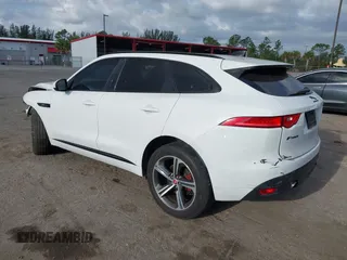 2020 Jaguar F-Pace 25t R-Sport z VIN SADCL2FX9LA628825, wystawiony jako IAAI lot #42124898 z przebiegiem 65 458 mil mil oraz . Historia ofert i sprzedaży dostępna na DreamBid. Obrazek 3.