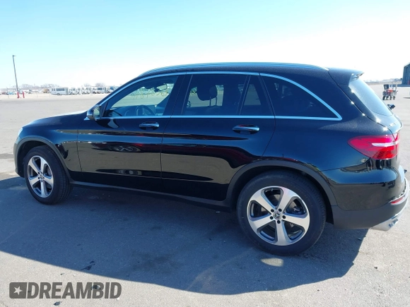 2019 Mercedes-Benz GLC with VIN WDC0G4KBXKF549538, listed as a IAAI auction lot 41878364 with 37,436 mi miles. Bid and sale history available at carsss.com. Image 14.