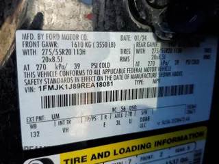 2024 Ford Expedition Max XLT z VIN 1FMJK1J89REA18081, wystawiony jako Copart lot #50258155 z przebiegiem 30 838 mil mil oraz Szkoda całkowita • Salvage title. Historia ofert i sprzedaży dostępna na DreamBid. Obrazek 14.