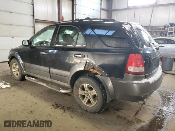 2004 Kia Sorento LX with VIN KNDJC733545287824, listed as a Copart auction lot 89375195 with 372,804 mi miles and Salvage Title. Bid and sale history available at carsss.com. Image 2.