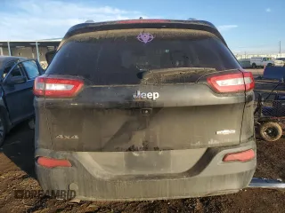 2015 Jeep Cherokee Latitude with VIN 1C4PJMCB8FW734732, listed as a Copart auction lot 43837355 with 132,097 mi miles and Salvage Title. Bid and sale history available at carsss.com. Image 6.