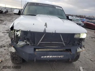 2001 Chevrolet Silverado 1500 LT with VIN 1GCEK19T21E141627, listed as a Copart auction lot 85383004 with 278,374 mi miles and Salvage Title. Bid and sale history available at carsss.com. Image 5.