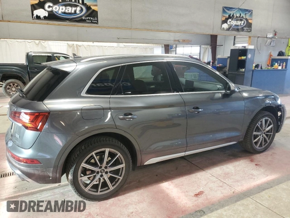2021 Audi SQ5 Premium Plus with VIN WA1A4AFYXM2088832, listed as a Copart auction lot 79975924 with 3,984 mi miles and Salvage Title. Bid and sale history available at carsss.com. Image 3.
