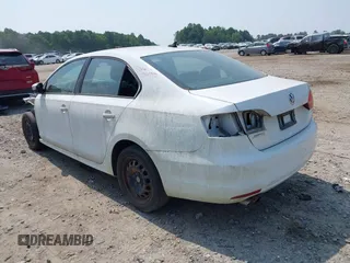 2014 Volkswagen Jetta SE с VIN 3VWD17AJ9EM297415, выставлен на аукционе IAAI как лот 42594534 с пробегом 170 581 миль миль и . История ставок и продаж доступна на DreamBid. Изображение 3.