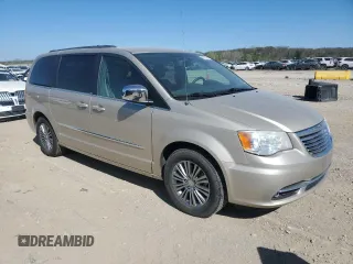 2014 Chrysler Town & Country Touring-L with VIN 2C4RC1CG7ER201713, listed as a Copart auction lot 53333235 with 130,389 mi miles and Clean Title. Bid and sale history available at carsss.com. Image 4.