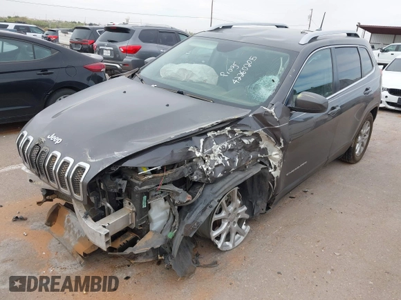 2018 Jeep Cherokee Latitude Plus with VIN 1C4PJLLX7JD524181, listed as a IAAI auction lot 42260205 with Not provided miles and . Bid and sale history available at DreamBid. Image 17.