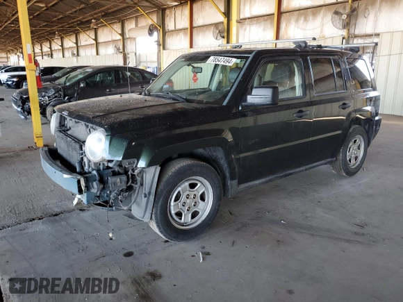 2010 Jeep Patriot Latitude z VIN 1J4NT1GA5AD624561, wystawiony jako Copart lot #78547494 z przebiegiem 172 897 mil mil oraz Szkoda całkowita • Salvage title. Historia ofert i sprzedaży dostępna na DreamBid. Obrazek 1.