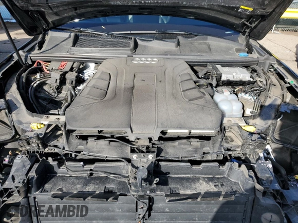 2019 Audi Q7 Premium Plus with VIN WA1LAAF72KD012533, listed as a Copart auction lot 47751115 with 71,034 mi miles and Salvage Title. Bid and sale history available at carsss.com. Image 12.