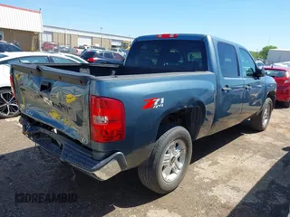 2011 Chevrolet Silverado 1500 LT with VIN 3GCPKSE3XBG265420, listed as a IAAI auction lot 42077697 with 267,658 mi miles and . Bid and sale history available at DreamBid. Image 4.