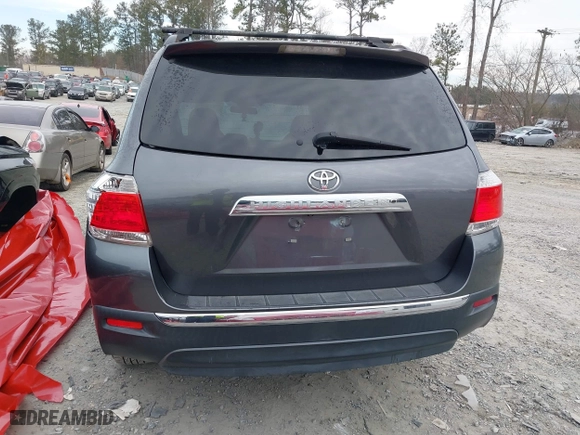 2013 Toyota Highlander with VIN 5TDZK3EH4DS137768, listed as a IAAI auction lot 41399693 with 179,372 mi miles. Bid and sale history available at carsss.com. Image 16.