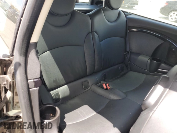 2011 MINI Clubman with VIN WMWZF3C55BTY00516, listed as a Copart auction lot 56786525 with 138,192 mi miles and Clean Title. Bid and sale history available at DreamBid. Image 10.