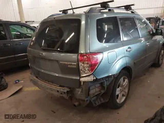 2010 Subaru Forester 2.5X Premium with VIN JF2SH6CC0AH734863, listed as a IAAI auction lot 41557791 with 186,933 mi miles. Bid and sale history available at carsss.com. Image 14.