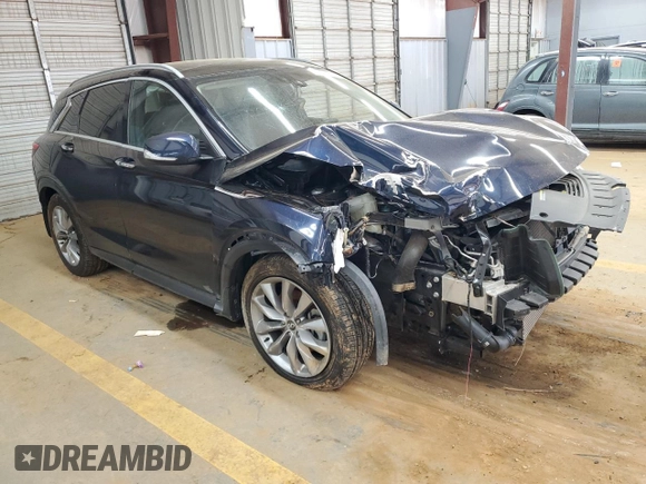 2019 Infiniti QX50 LUXE with VIN 3PCAJ5M18KF139072, listed as a Copart auction lot 46992375 with 39,313 mi miles and Salvage Title. Bid and sale history available at carsss.com. Image 4.