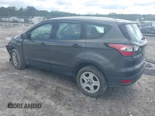 2017 Ford Escape S z VIN 1FMCU0F73HUE63885, wystawiony jako IAAI lot #42389985 z przebiegiem 158 338 mil mil oraz . Historia ofert i sprzedaży dostępna na DreamBid. Obrazek 3.