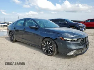 2023 Honda Accord Touring z VIN 1HGCY2F8XPA033379, wystawiony jako Copart lot #60023835 z przebiegiem 20 195 mil mil oraz Szkoda całkowita • Salvage title. Historia ofert i sprzedaży dostępna na DreamBid. Obrazek 4.