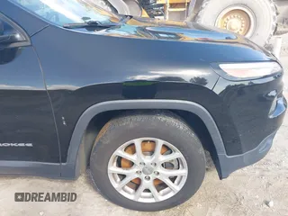 2017 Jeep Cherokee Altitude с VIN 1C4PJLAB5HW559579, выставлен на аукционе IAAI как лот 41767837 с пробегом 182 873 миль миль и . История ставок и продаж доступна на DreamBid. Изображение 18.