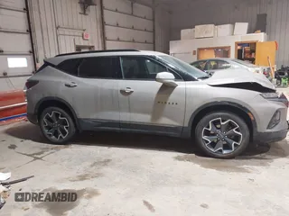 2021 Chevrolet Blazer RS z VIN 3GNKBKRS4MS511445, wystawiony jako IAAI lot #41376452 z przebiegiem 34 843 mil mil oraz . Historia ofert i sprzedaży dostępna na DreamBid. Obrazek 13.