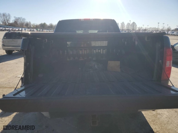 2007 Chevrolet Silverado 1500 LS with VIN 2GCEK13C071717220, listed as a Copart auction lot 47298795 with 141,507 mi miles and Salvage Title. Bid and sale history available at carsss.com. Image 6.