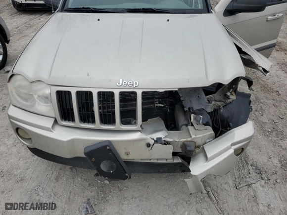 2007 Jeep Grand Cherokee Laredo with VIN 1J8GR48K97C609350, listed as a Copart auction lot 43913885 with 195,125 mi miles and Salvage Title. Bid and sale history available at carsss.com. Image 12.