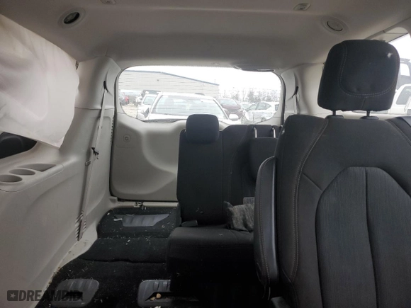 2020 Chrysler Pacifica Touring with VIN 2C4RC1FG5LR152522, listed as a Copart auction lot 47253245 with 43,020 mi miles and Salvage Title. Bid and sale history available at carsss.com. Image 10.