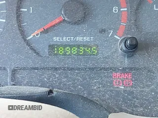2003 Ford Mustang Standard с VIN 1FAFP40423F357011, выставлен на аукционе IAAI как лот 41924559 с пробегом Не указан миль и . История ставок и продаж доступна на DreamBid. Изображение 13.