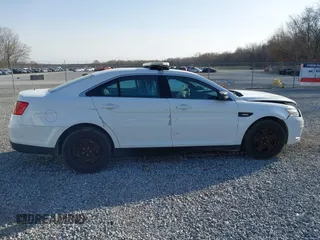 2019 Ford Police Interceptor Sedan with VIN 1FAHP2MK7KG108850, listed as a IAAI auction lot 41739656 with 62,421 mi miles. Bid and sale history available at carsss.com. Image 13.