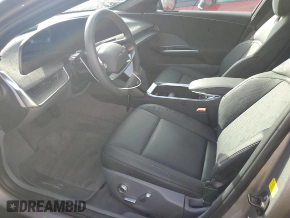 2024 Lucid Air Pure z VIN 50EA1PGA2RA005678, wystawiony jako Copart lot #73879864 z przebiegiem 1548 mil mil oraz Nie do naprawy. Historia ofert i sprzedaży dostępna na DreamBid. Obrazek 7.