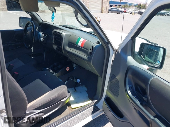 2007 Ford Ranger XL with VIN 1FTZR14UX7PA37171, listed as a IAAI auction lot 38842081 with 356,287 mi miles and . Bid and sale history available at DreamBid. Image 5.