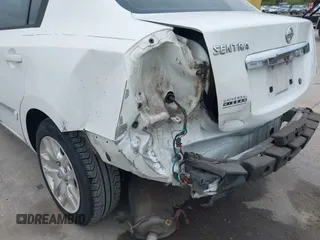2010 Nissan Sentra SR with VIN 3N1AB6AP1AL722873, listed as a IAAI auction lot 41687505 with 210,623 mi miles and . Bid and sale history available at DreamBid. Image 6.