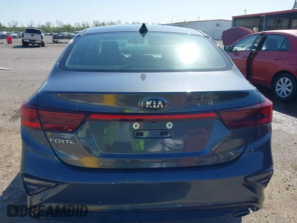 2021 Kia Forte LXS with VIN 3KPF24AD5ME309702, listed as a IAAI auction lot 41992202 with 69,531 mi miles and . Bid and sale history available at DreamBid. Image 16.