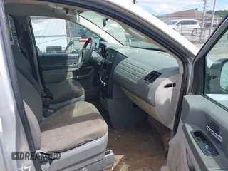2009 Dodge Grand Caravan SE z VIN 1D8HN44E09B516847, wystawiony jako IAAI lot #42222476 z przebiegiem 190 090 mil mil oraz . Historia ofert i sprzedaży dostępna na DreamBid. Obrazek 5.
