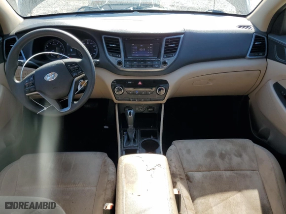 2016 Hyundai Tucson SE with VIN KM8J23A47GU033304, listed as a Copart auction lot 52390775 with 242,148 mi miles and Clean Title. Bid and sale history available at carsss.com. Image 8.