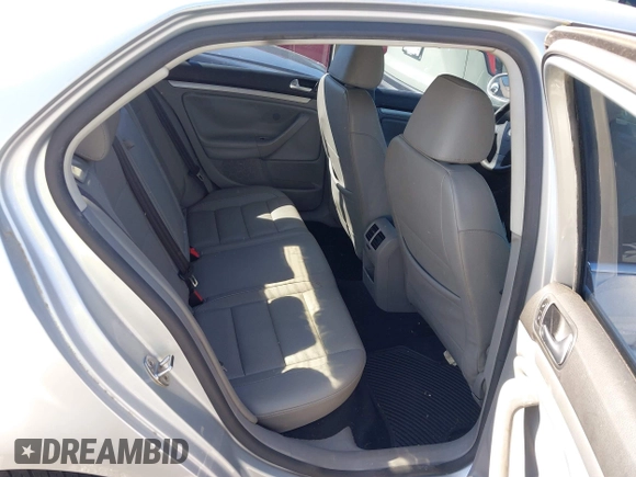 2006 Volkswagen Jetta 1.9L TDI with VIN 3VWRT71K66M012891, listed as a IAAI auction lot 42225174 with 212,463 mi miles and . Bid and sale history available at DreamBid. Image 8.