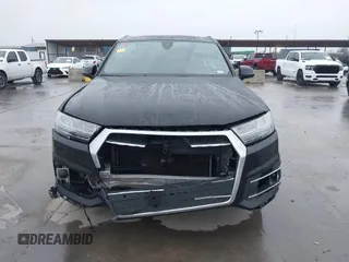2019 Audi Q7 Prestige z VIN WA1VAAF77KD024993, wystawiony jako IAAI lot #41517140 z przebiegiem 91 074 mil mil oraz . Historia ofert i sprzedaży dostępna na DreamBid. Obrazek 13.