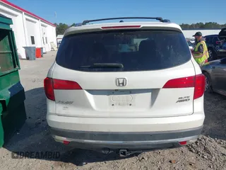 2016 Honda Pilot Elite with VIN 5FNYF6H05GB019292, listed as a IAAI auction lot 41668830 with 170,718 mi miles. Bid and sale history available at carsss.com. Image 17.