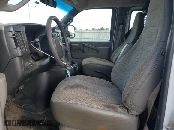 2018 Chevrolet Express Cargo Van with VIN 1GCWGAFP9J1339951, listed as a Copart auction lot 78362654 with 104,409 mi miles and Salvage Title. Bid and sale history available at carsss.com. Image 7.
