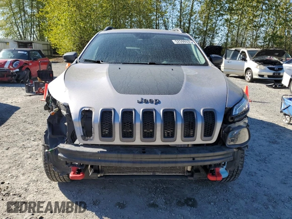 2018 Jeep Cherokee Trailhawk with VIN 1C4PJMBXXJD619860, listed as a Copart auction lot 52598535 with 82,430 mi miles and Salvage Title. Bid and sale history available at carsss.com. Image 5.