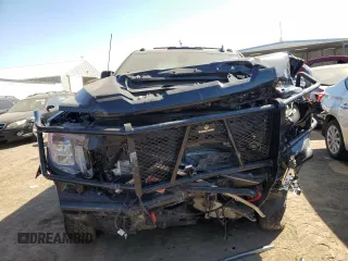 2023 GMC Sierra 3500HD AT4 z VIN 1GT49VEY1PF260918, wystawiony jako Copart lot #72765654 z przebiegiem 13 596 mil mil oraz Szkoda całkowita • Salvage title. Historia ofert i sprzedaży dostępna na DreamBid. Obrazek 5.