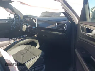 2024 Volkswagen Atlas SE with VIN 1V2KE2CA0RC215057, listed as a IAAI auction lot 41340342 with 21,440 mi miles and . Bid and sale history available at DreamBid. Image 5.